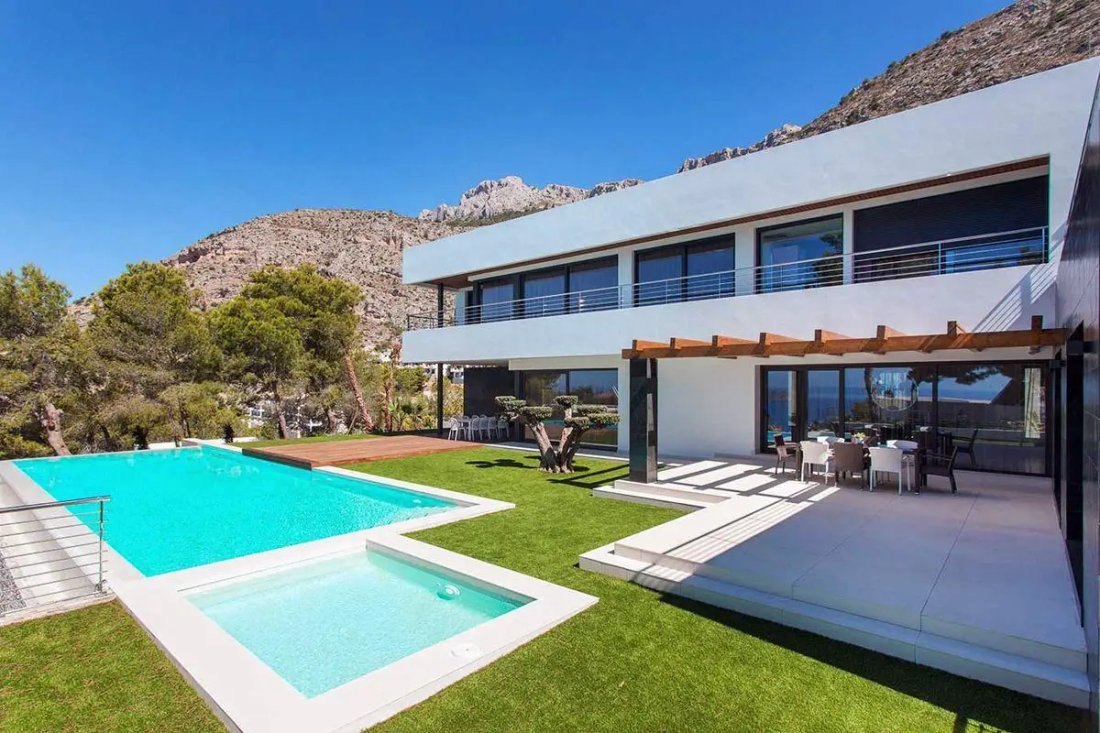 Villa in Altea, Valencian Community, Spain 1 - 18701569
