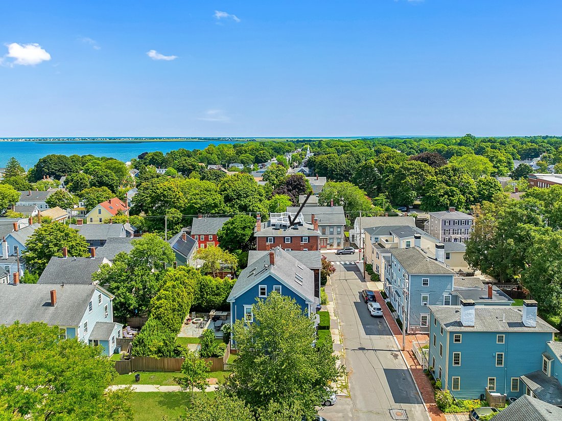 Newburyport, Massachusetts, United States 3 - 18701471