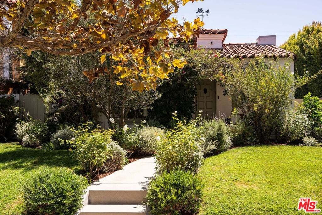House in Los Angeles, California, United States 2 - 18700793
