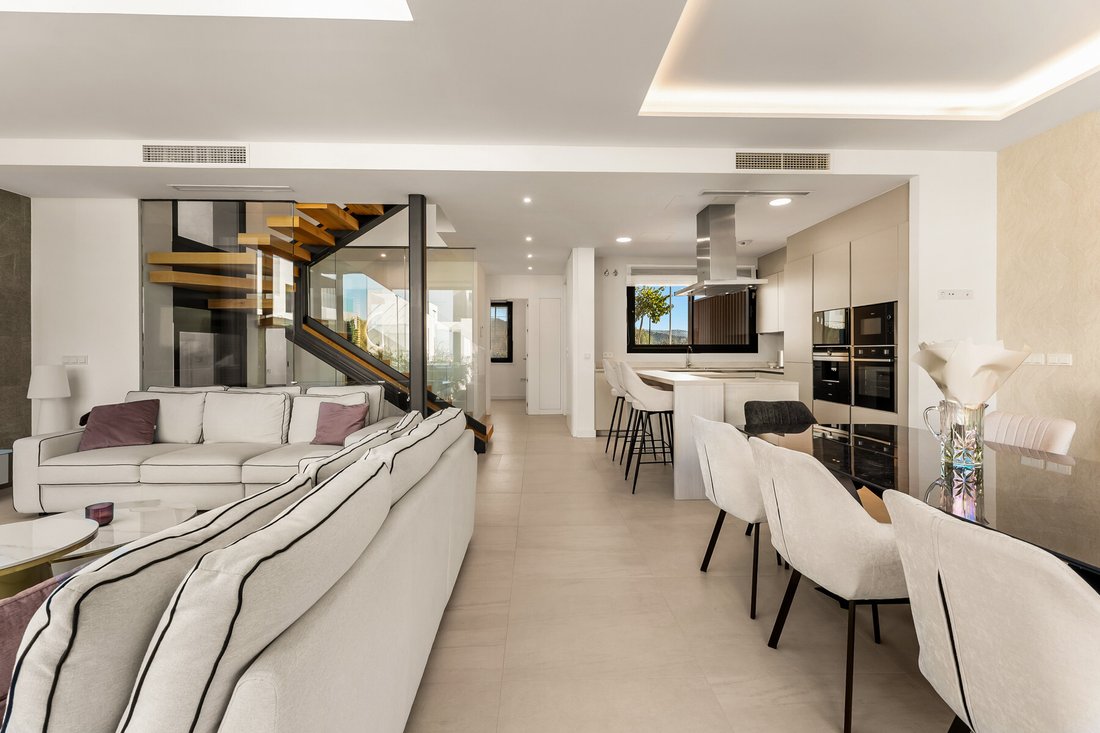 Haus in Marbella, Andalusien, Spanien 5 - 18701537