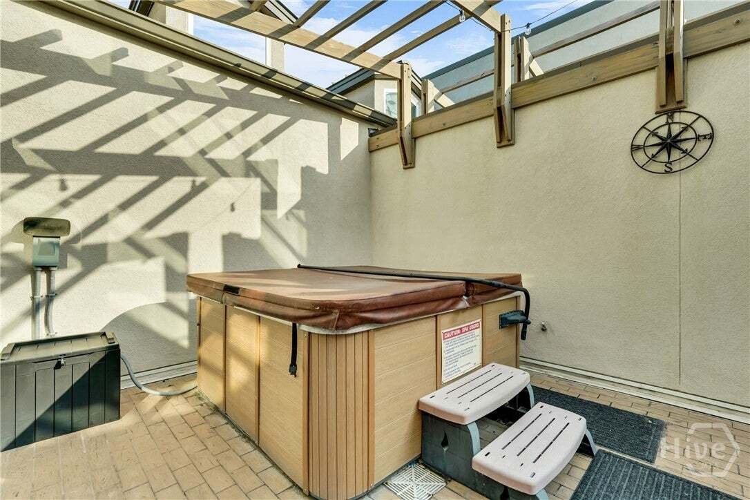 Condo in Tybee Island, Georgia, United States 3 - 18701102