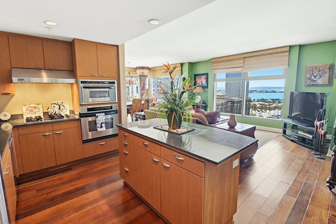 Condo in San Diego, California, United States 1 - 18701469