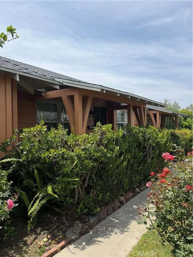 Los Angeles, California, United States 5 - 18700915