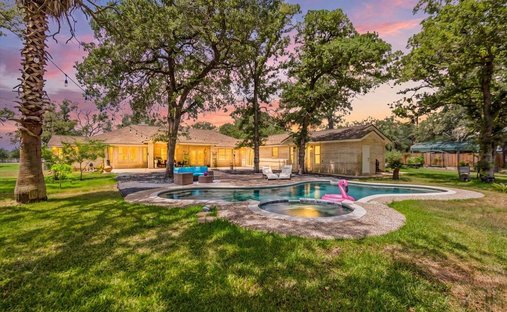 House in Floresville, Texas, United States 1
