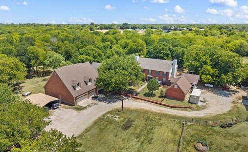 House in Sanger, Texas, United States 1