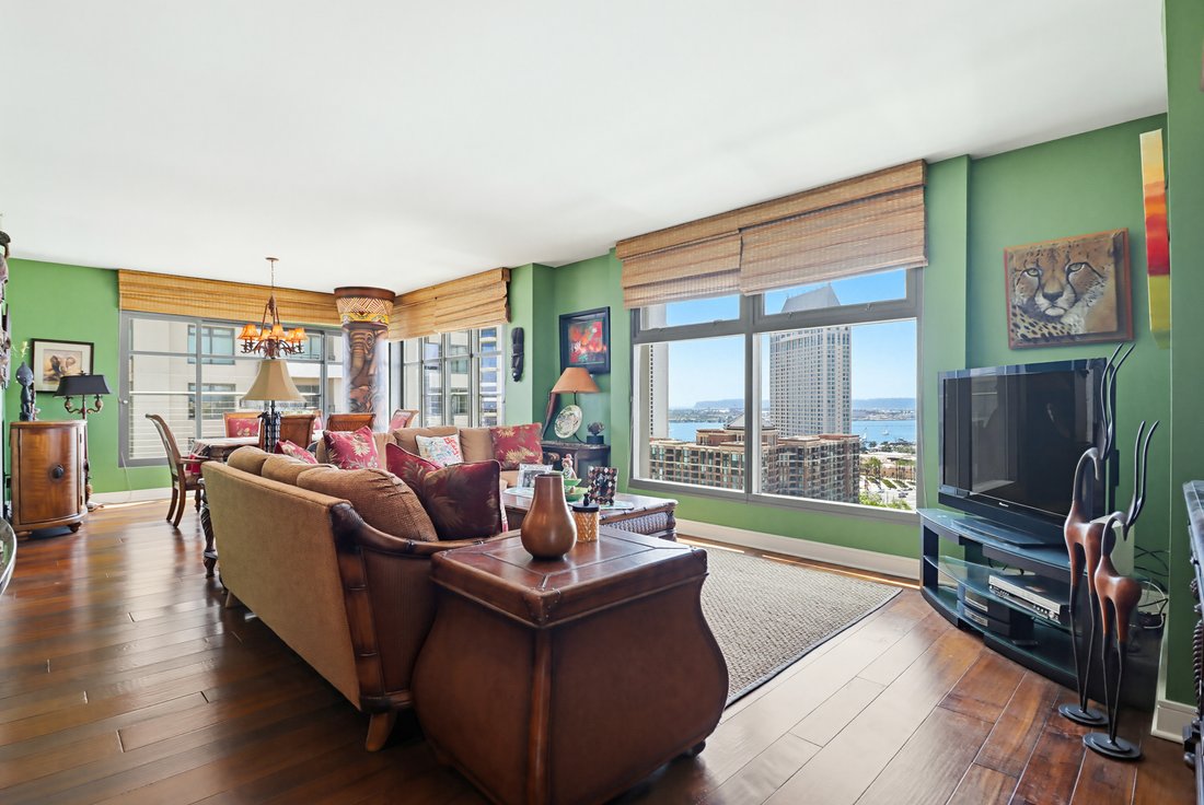 Condo in San Diego, California, United States 4 - 18701469
