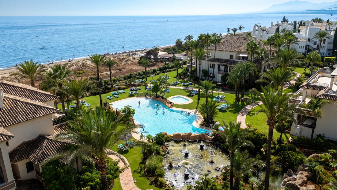 Apartment in Marbella, Andalusia, Spain 1 - 18700949