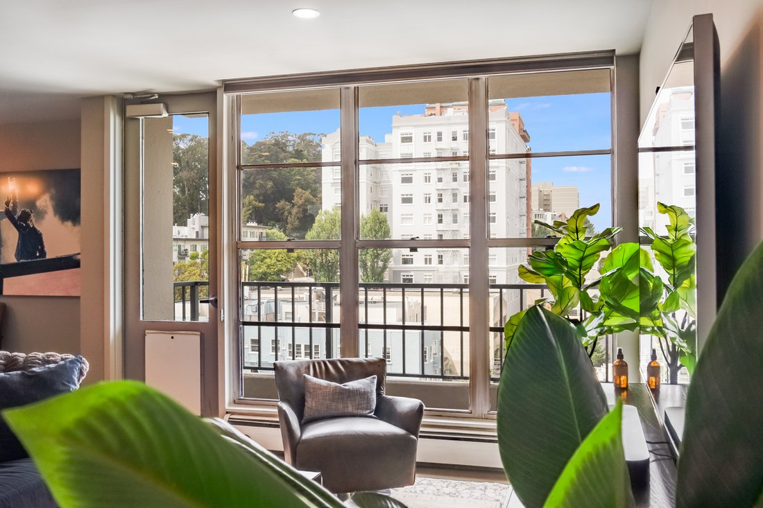 Condo in San Francisco, California, United States 5 - 18701492