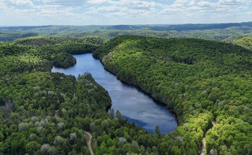 Land in Mulgrave-et-Derry, Quebec, Canada 1