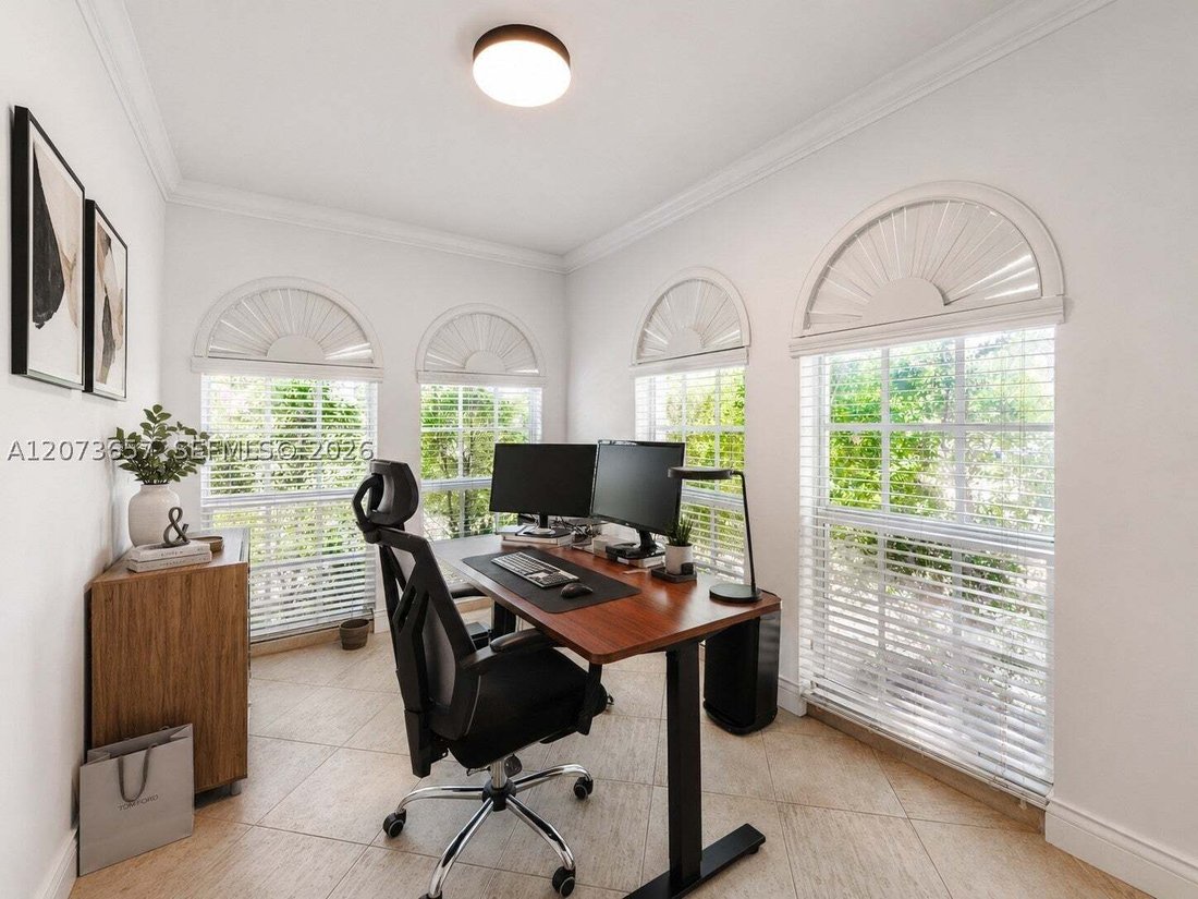 Casa en Miami, Florida, Estados Unidos 2 - 18701054