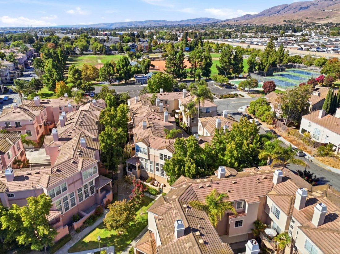 Townhouse in Milpitas, California, United States 3 - 18701012