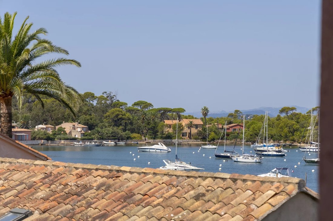 Maison à Île de Porquerolles, Provence-Alpes-Côte d'Azur, France 1 - 18702034