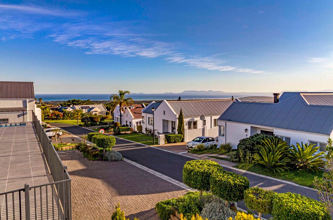 House in Spanish Farm, Cape Town, South Africa 3 - 18702287