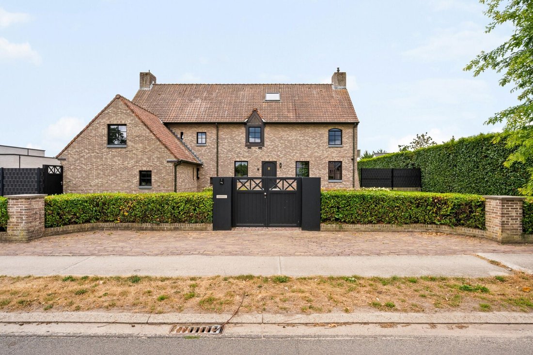 Villa in Lommel, Flanders, Belgium 1 - 18702024