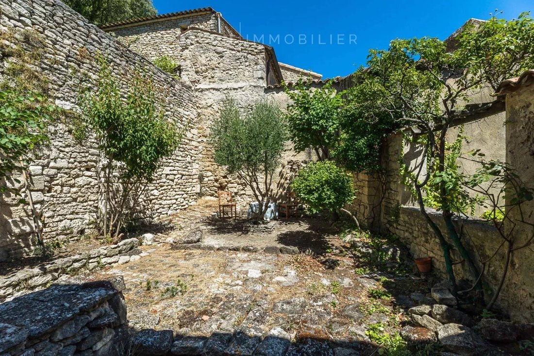 Casa en Bonnieux, Provenza-Alpes-Costa Azul, Francia 4 - 18548573