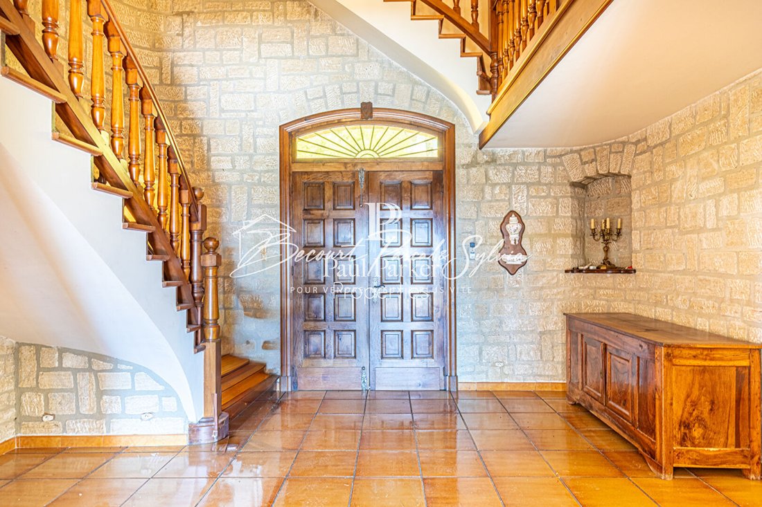 Villa in Beaumes-de-Venise, Provence-Alpes-Côte d'Azur, France 4 - 18702179