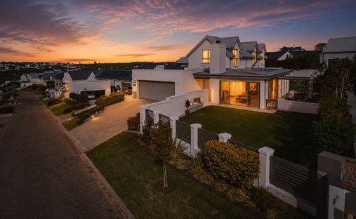 House in Kingswood Golf Estate, Western Cape, South Africa 1