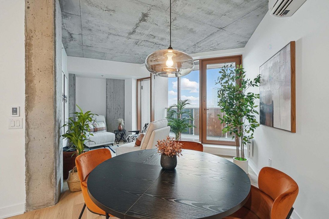Condo in Montréal, Quebec, Canada 5 - 18701749