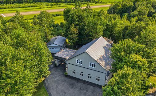House in Lachute, Quebec, Canada 1