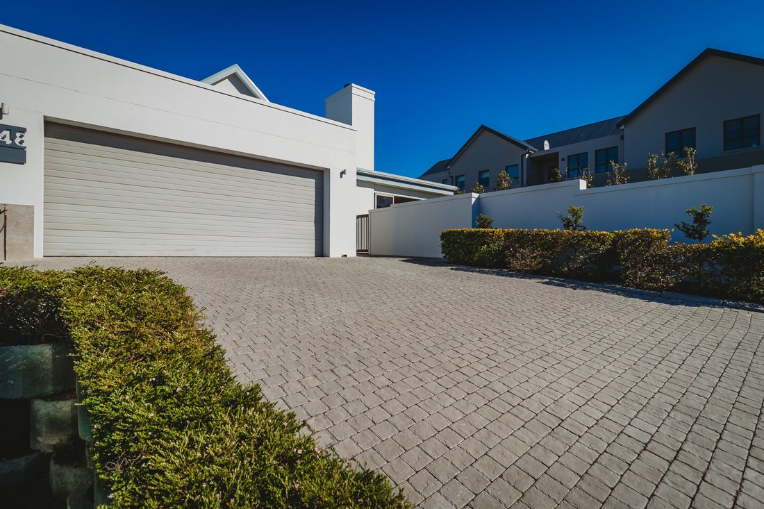 House in Kingswood Golf Estate, Western Cape, South Africa 5 - 18702302