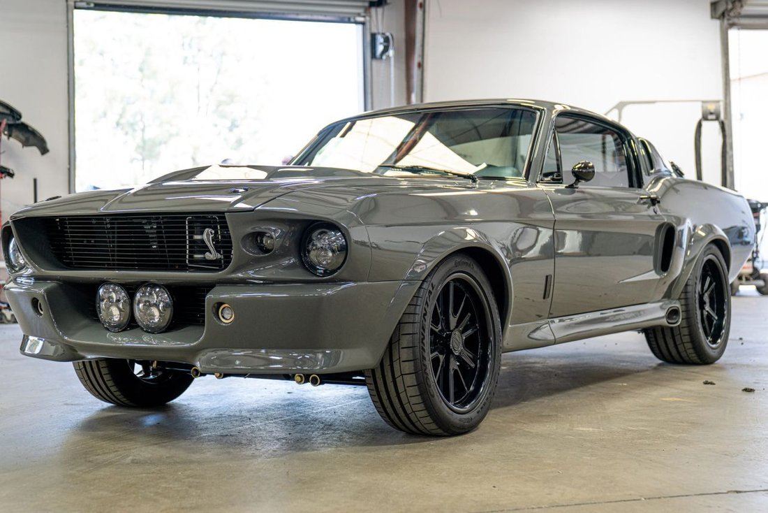Coupe in Fresno, CA, United States 1 - 17718279