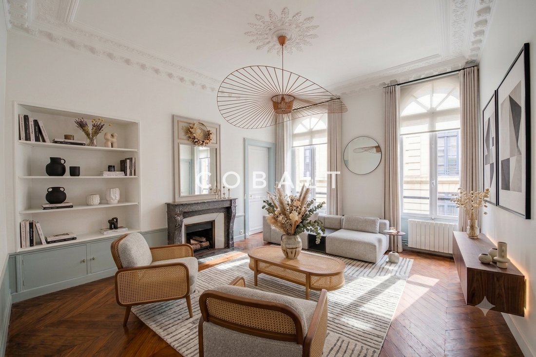 Apartment in Invalides, Paris 7e Arrondissement, Paris 1 - 18701713