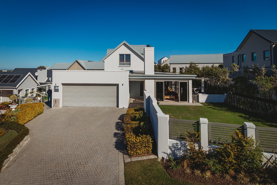House in Kingswood Golf Estate, Western Cape, South Africa 3 - 18702302