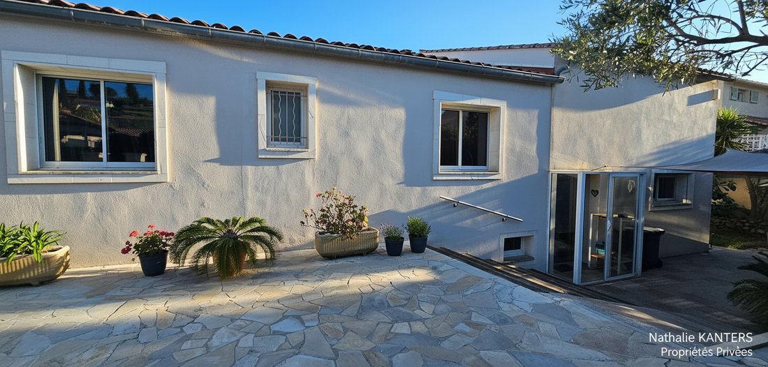 Villa in Centre Ouest, Ollioules, France 2 - 18702182