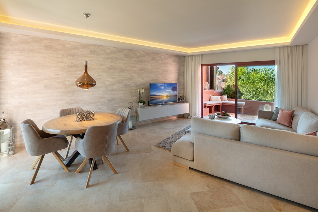 Wohnung in Elviria-Cabopino, Marbella, Spanien 2 - 18701867