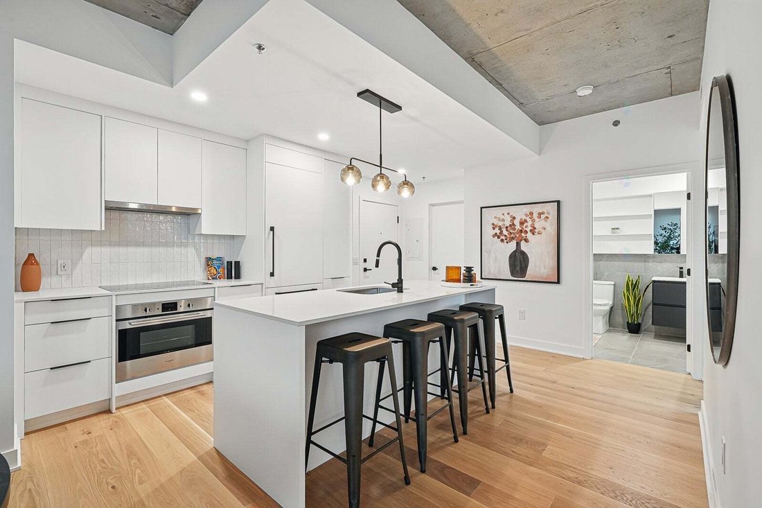 Condo in Montréal, Quebec, Canada 4 - 18701749