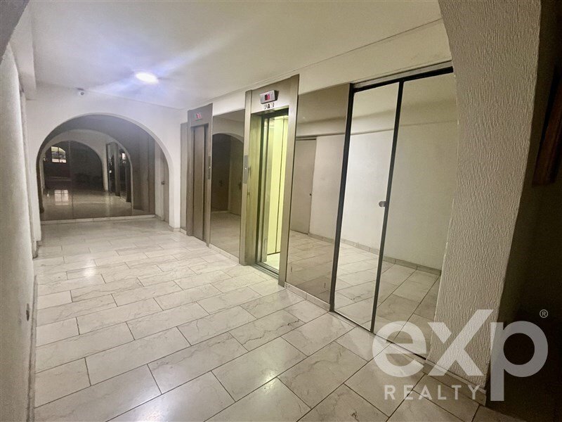 Apartment in Vitacura, Santiago Metropolitan Region, Chile 4 - 18702171