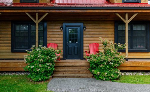 House in Clearview, Ontario, Canada 1