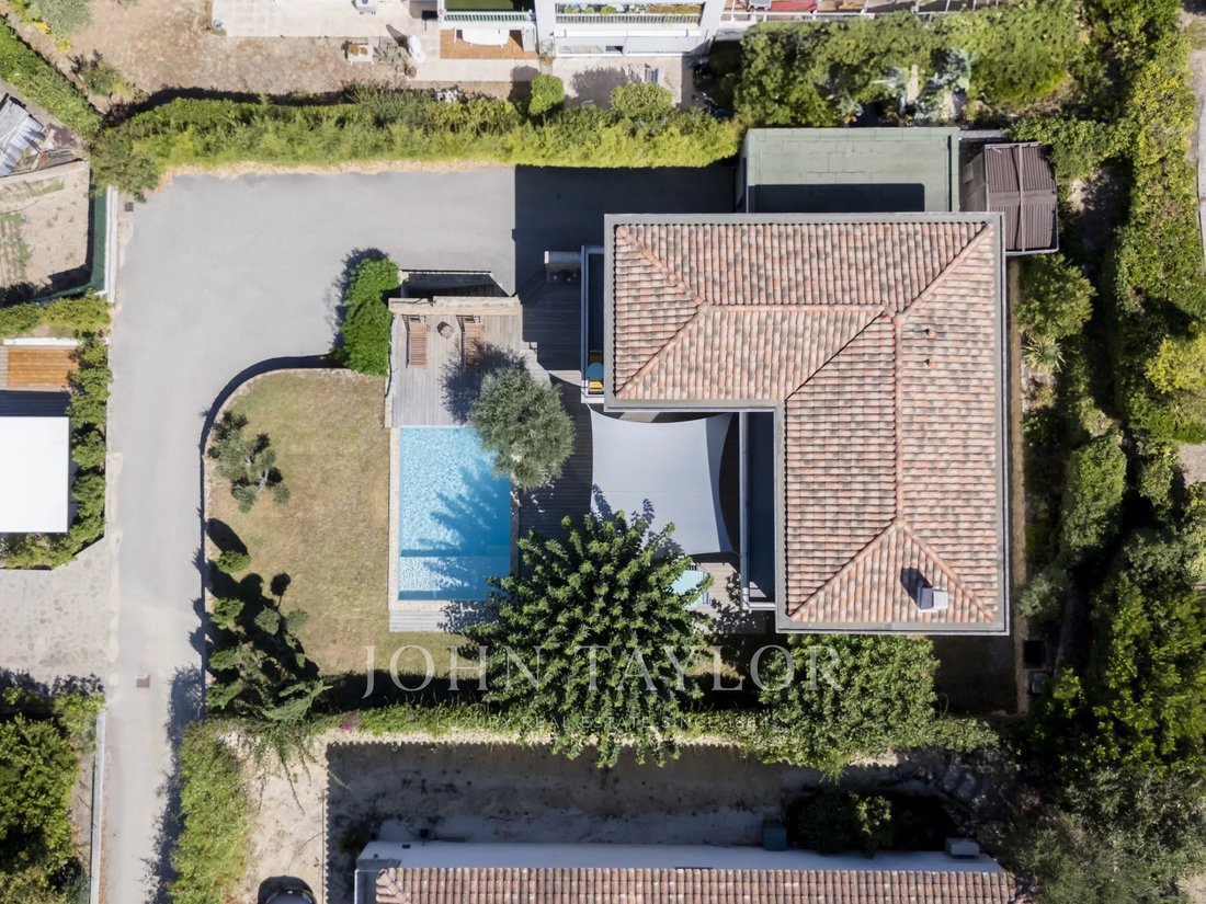 Villa in Beaucours-La Gorguette-La Morvenede, Sanary-sur-Mer, France 3 - 18701739