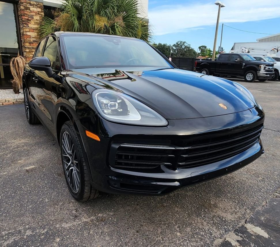 Suv in Orlando, FL, United States 2 - 18702043