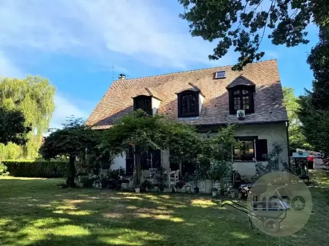 House in Jouars-Pontchartrain, Ile-de-France, France 1 - 16584006