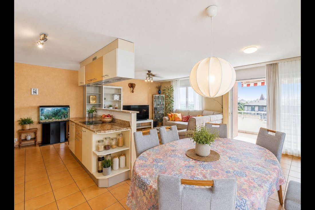 Apartment in Prilly, Vaud, Switzerland 1 - 18702105