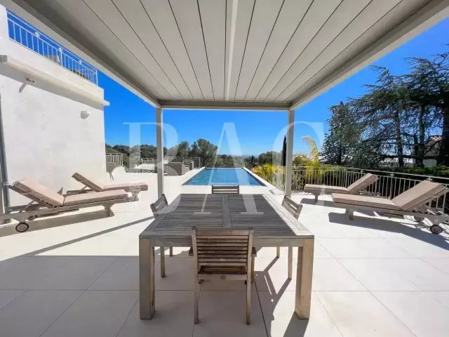 Villa in Nartelle-Noyer-Bellevue-bd des Sardinaux, Sainte-Maxime, France 4 - 15622658