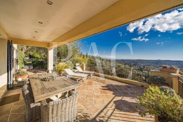 Villa in Grasse, Provence-Alpes-Côte d'Azur, France 2 - 15622417