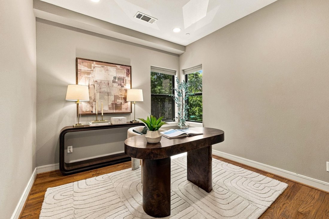 Villa in Dallas, Texas, United States 5 - 18701923
