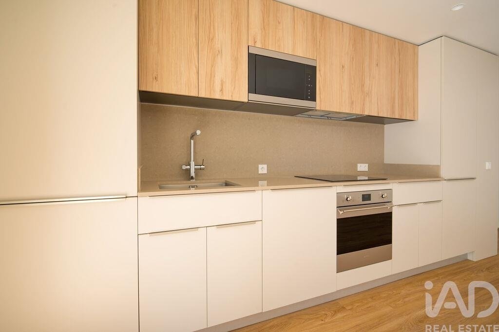 Apartment in Santo António dos Cavaleiros, Lisbon, Portugal 4 - 18702015