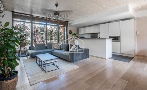 Casa en Meseta Oeste, Suresnes, Francia 1
