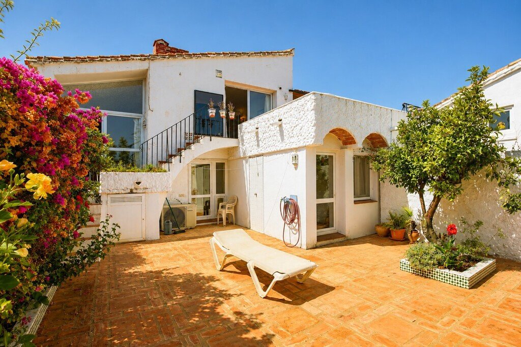Villa en Estepona, Andalucía, España 2 - 18701928