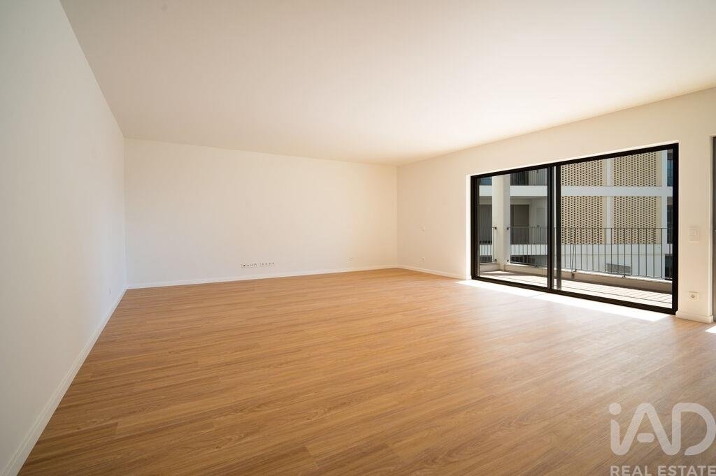 Apartment in Santo António dos Cavaleiros, Lisbon, Portugal 5 - 18702015