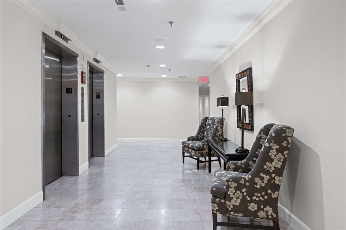 Condo in Winnetka, Illinois, United States 3 - 18701925