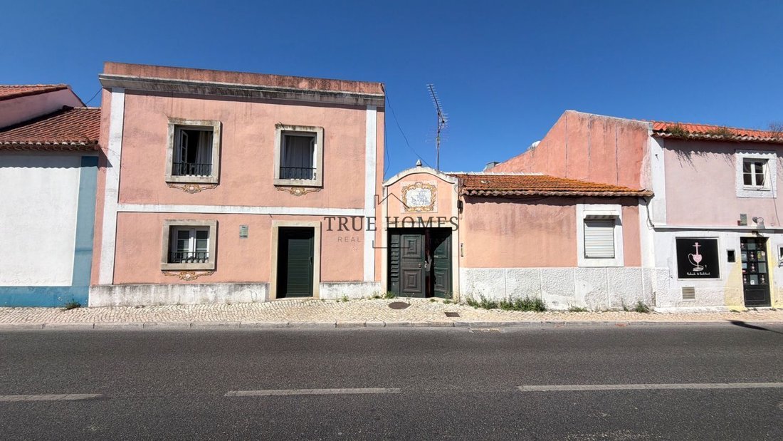 House in Alges, Linda-a-Velha e Cruz Quebrada-Dafundo, Lisbon, Portugal 1 - 18701675