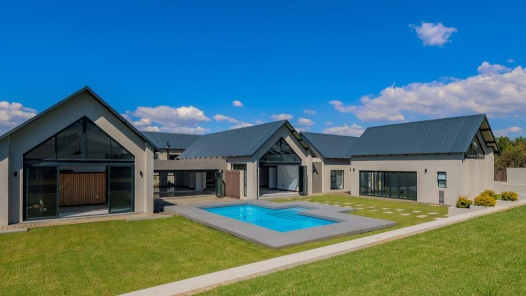 House in Ifafi, North West, South Africa 1 - 18702304