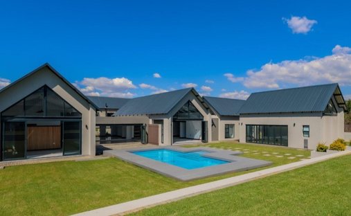 House in Ifafi, North West, South Africa 1