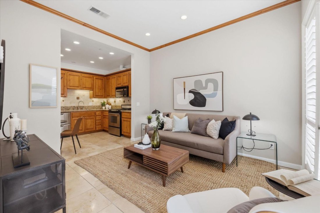 Condo in Los Altos Hills, California, United States 3 - 18701970
