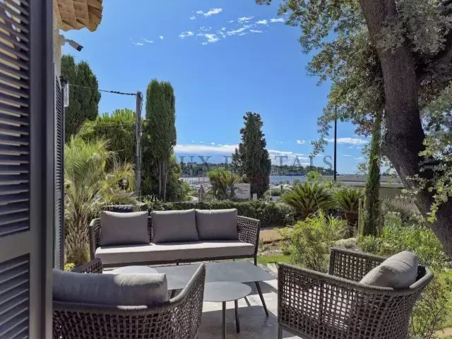 Villa in Les Bastides, Antibes, France 3 - 17388677