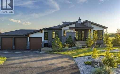 House in Rocky View County, Alberta, Canada 1